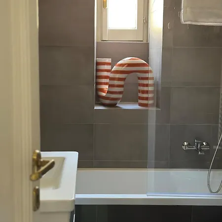 Апартаменты Chez Mikla Рим